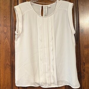 LC Lauren Conrad White Sleeveless Top